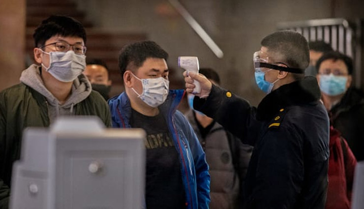 चीन : कोरोना से 1 दिन में 4800 लोग बीमार, वुहान में  50 लाख लोग शहर छोड़कर भागे