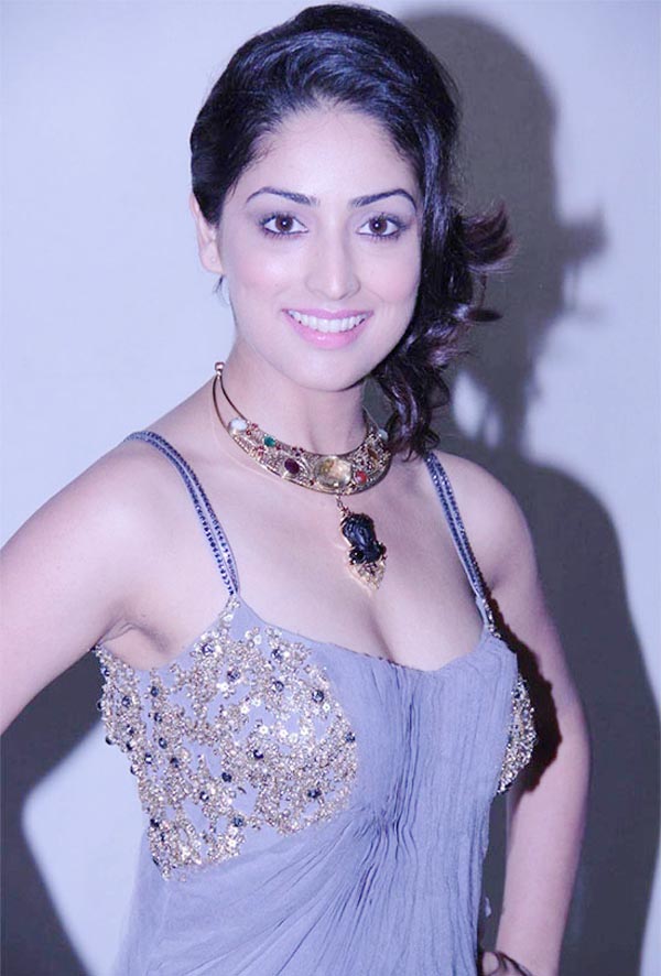 bollywood actress from south,deepika padukone,priyanka chopra,asin,yami gautam,kriti sanon,tabbu,urmila matondkar,rekha,Aishwarya Rai Bachchan,bollywood,bollywood gossips,entertainment