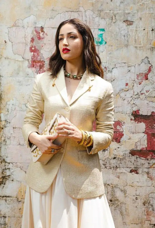 yami gautam,yami gautam fashion,yami gautam fashion style,yami gautam news,fashion tips