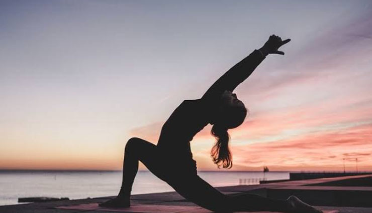 5 Yoga Asanas For Better Sex