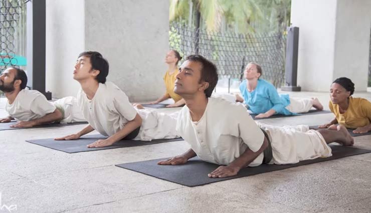 5 Yogasana To Lower Your Body Heat During Summer