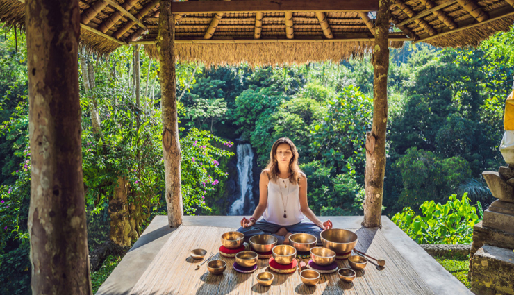 ayurveda and yoga connection,ayurveda and yoga benefits,relationship between ayurveda and yoga,holistic healing with ayurveda and yoga,ayurvedic principles in yoga,yoga and ayurveda for wellness,combining ayurveda and yoga,ayurveda and yoga lifestyle,balance mind and body with ayurveda and yoga,traditional indian healing methods