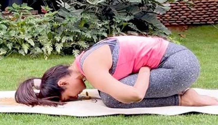 yogasans for headache,healthy living,Health tips