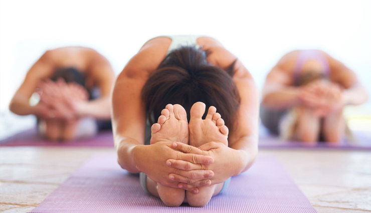 International Yoga Day 2023- 6 Yoga Asanas That Will Help Womens To Regulate Hormones