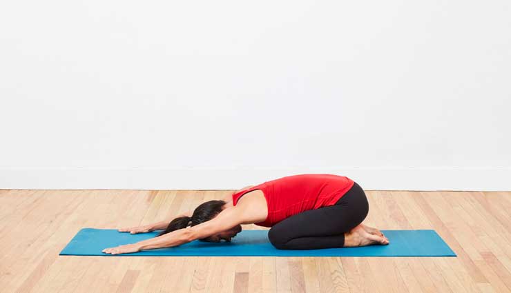 camel pose,raised leg,wind releasing pose,child pose,half spinal twist,yoga asan,yoga asan for kidney stone,home remedies to treat kidney stone,Health tips,fitness tips