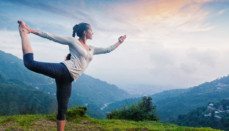 8 Yoga Asana That Will Help You Reduce Belly Fat in Very Less Time