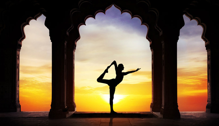 yoga places in india,india,places to visit in india,uttarakhand,kerala,goa,pondicherry,karnataka