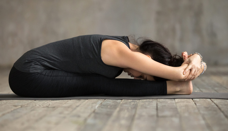 yoga for women to be healthy,healthy living,Health tips