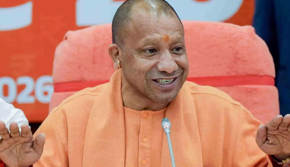 आज फिर आसमान तिरंगा... T20 वर्ल्ड कप में भारत की जीत से गदगद हुए CM योगी