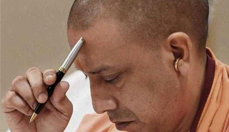 'मोदी की सेना' वाले बयान पर EC ने CM योगी आदित्यनाथ को जारी किया कारण बताओ नोटिस, 5 अप्रैल तक मांगा जवाब 