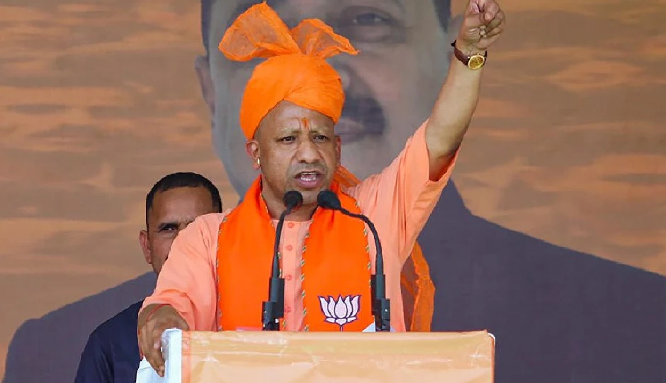 ‘विदेश भेजने के नाम पर ठगी बर्दाश्त नहीं’, CM योगी का सख्त संदेश—दोषियों पर होगी सख्त कार्रवाई