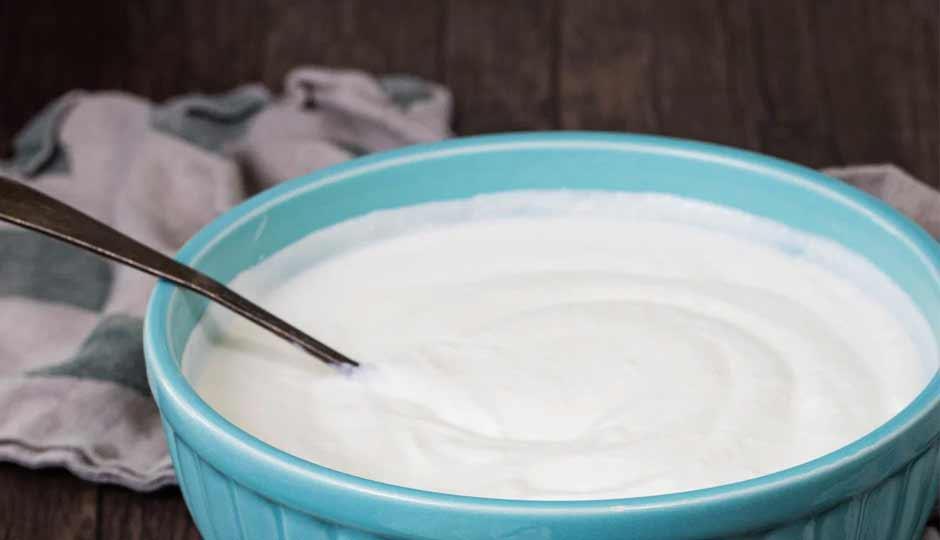 20 Amazing Benefits of Yogurt for Skin and Hair