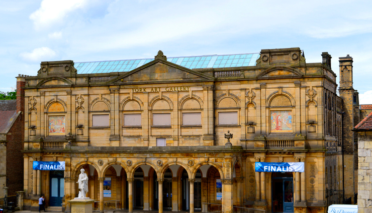 yorkshire,travel destinations in yorkshire,places to visit in yorkshire,ancient churches and abbeys,national parks,museums and arts scene,other natural beauty,delicious food