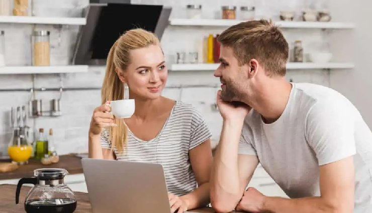 8 Subtle Signs To Tell if a Girl Wants To Be Your Girlfriend