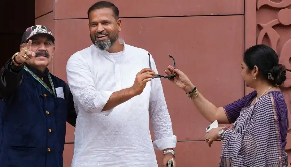 यूसुफ पठान समेत तीन मुस्लिम सांसदों ने बनाई NDA से दूरी, भाजपा में शामिल होने की अटकलों को भी किया खारिज
