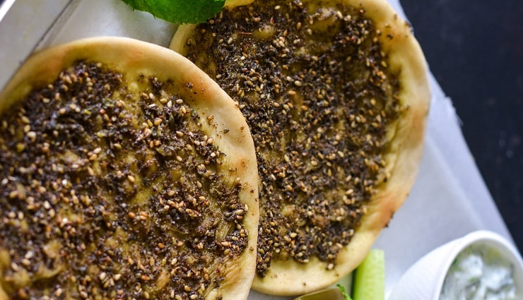 zaatar manakeesh recipe,zaatar manakeesh,middle east dish  zaatar manakeesh,hunger struck,food