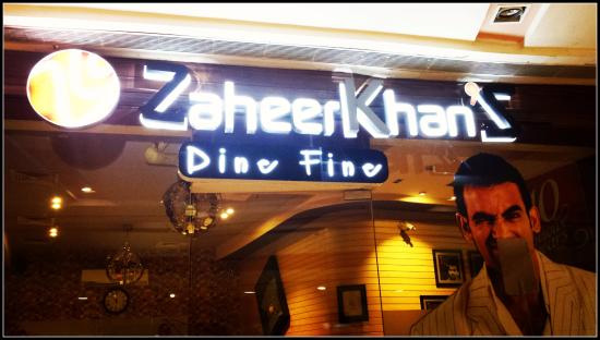 indian cricketers,cricketers and their restaurants,cricket
