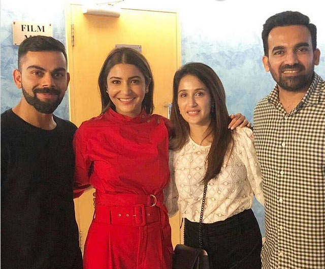 सुई धागा Screening: वरुण-अनुष्का के साथ-साथ ये बॉलीवुड सितारे पहुंचे फिल्म देखने, तस्वीरे bollywood,varun dhawan,anushka sharma,sui dhaaga,sui dhaaga special screening