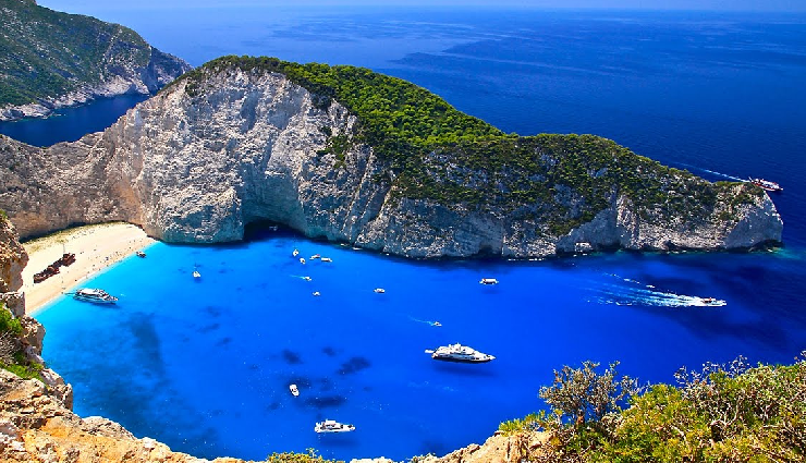 mesmerizing greek islands,best islands to visit in greece,greek island getaways,island hopping in greece,exotic greek isles,top beaches in greek islands,traveling to greece islands,island vacations greece,greek archipelago destinations,hidden gems greek islands