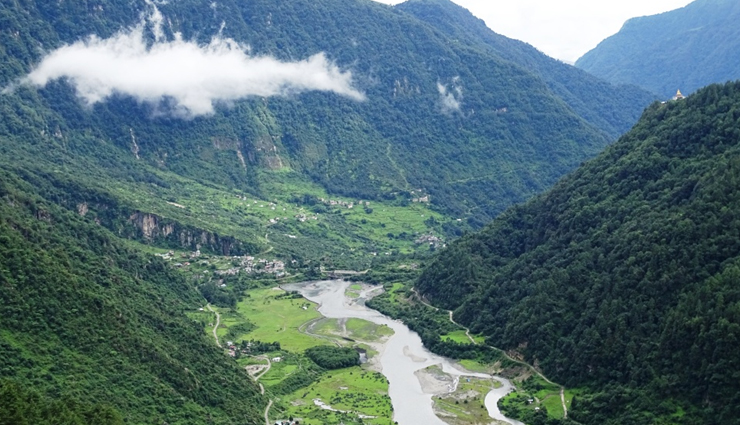 tawang,explore in tawang,tawang tourism,tourist places in tawang,holidays,travel