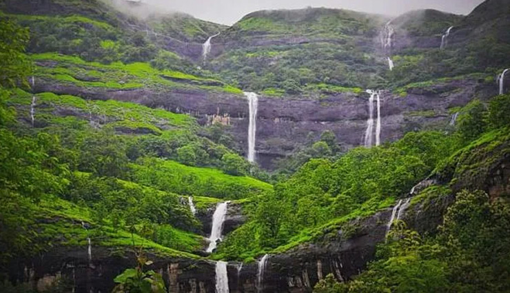 beautiful waterfalls,beautiful waterfalls near pune,kune falls,lonavala,zenith falls,khopoli,bhivpuri waterfall,karjat,lingmala waterfall,mahabaleshwar,lingmala waterfall,mahabaleshwar,trourist,travel,travel guide,holidays