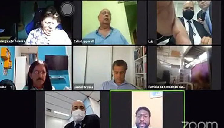 couple caught making relation while video conference meeting on zoom,couple,caught,making,physical relation,zoom video,viral video