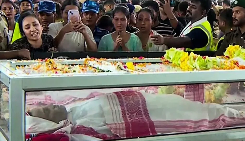 नहीं खुली दुकानें, पसरा सन्नाटा; जुबिन गर्ग की मौत से असम में फैला शोक