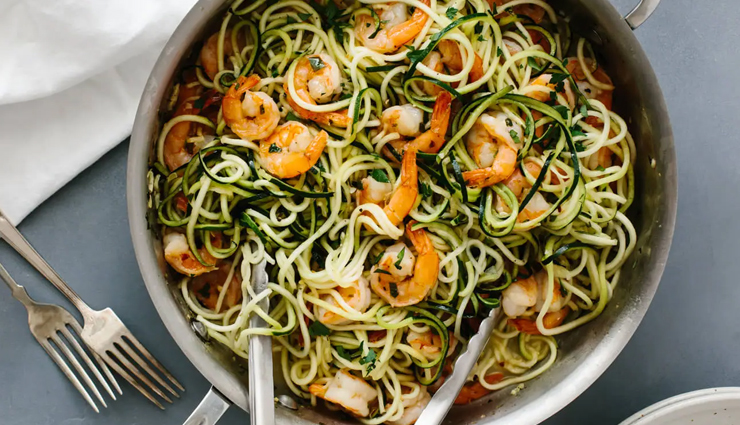zucchini pasta with lemon garlic shrimp,free zucchini pasta with lemon garlic shrimp recipe,hunger struck,food