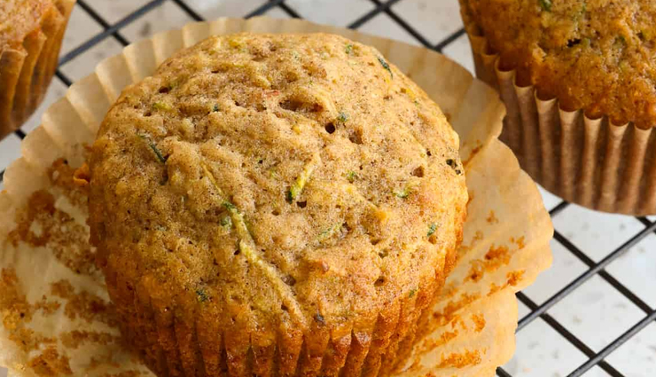 zucchini oat muffins,hunger struck,food,easy recipe