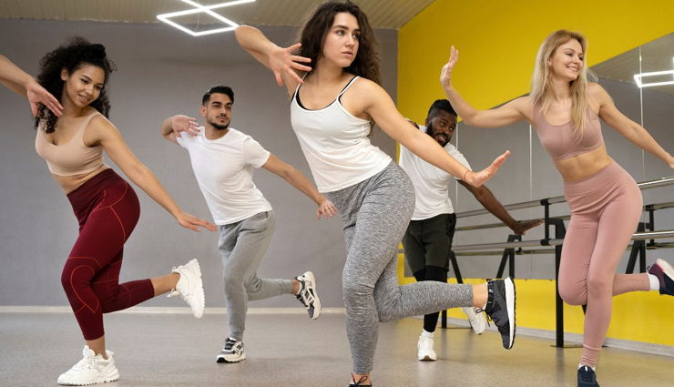 cardio dance workout,dance fitness routines,dance-based cardio exercises,energizing dance workouts,cardiovascular dance routines,fun cardio dance sessions,dance for aerobic fitness,heart-healthy dance exercises,dance moves for cardio health,dance workout benefits,dance your way to fitness,high-energy cardio dance,dance routines for weight loss,dance cardio routine options,enjoyable workout through dance