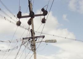 மாற்றியமைக்க பணம் கட்டியும் நடக்காத வேலை... மின்வாரியம் மீது மக்கள் கோபம்