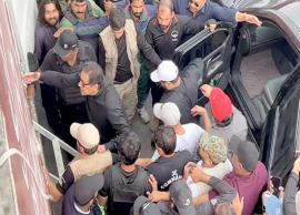 பேரணியின் போது அதிர்ச்சி சம்பவம்... துப்பாக்கிச்சூட்டில் இம்ரான்கான் காயம்