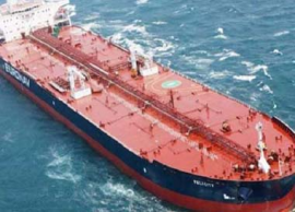 கட்டணம் கட்டாததால் 53 நாட்களாக நங்கூரமிட்டு காத்திருக்கும் மசகு எண்ணெய் கப்பல்