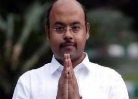 கடந்த முறை அப்பா விட்டுக் கொடுத்தார்... இப்போ மகன் விட்டு கொடுத்துள்ளார்