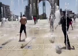 மெக்சிகோவில் வெப்ப அலை வீசுகிறது... நீர்நிலைகளுக்கு படையெடுக்கும் மக்கள்