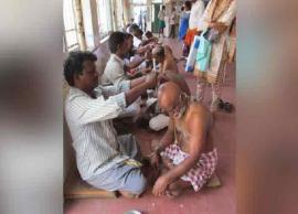 பழனியில் மொட்டை அடிக்கும் நிலைய தொழிலாளர்கள் திடீர் போராட்டம்