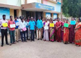 கோரிக்கைகளை வலியுறுத்தி போராட்டத்தில் ஈடுபட்டுள்ள கவுரவ விரிவுரையாளர்கள்