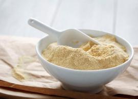 சந்தனப் பவுடரை பயன்படுத்தி முகத்தில் உள்ள கருமைகளை போக்குங்கள்!!!