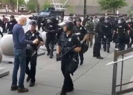 அமெரிக்காவின் பப்பலோ போலீசார் 57 பேர் ஒட்டுமொத்தமாக ராஜினாமா