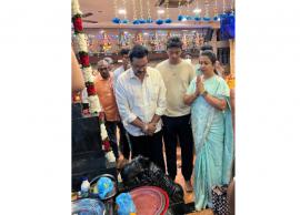 சரத் – ராதிகாவின் மகன் கிடுகிடுவென்று வளர்ந்து விட்டாருங்க!