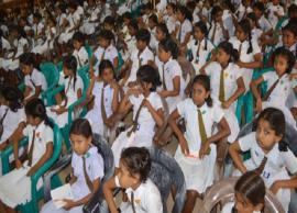 மாணவர்களுக்கு ஆங்கிலம் பேசும் பழக்கத்தை அதிகரிக்க நடவடிக்கை