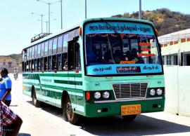 அத்தியாவசிய பணிகளுக்காக செல்லும் அரசு ஊழியர்களுக்காக 800 பஸ்கள் இயக்கம்