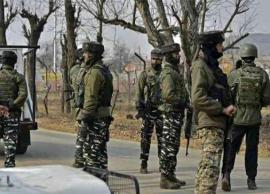 பயங்கரவாதிகளை சுட்டுக் கொன்ற பாதுகாப்பு படை வீரர்கள்