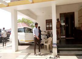 இரண்டாம் நாளாகவும் வருமான வரித்துறை அதிகாரிகள் சோதனை