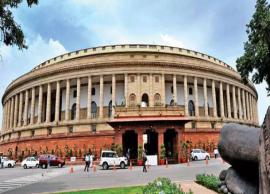 இந்தியாவின் பெயரை பாரத் என்று மாற்ற மத்திய அரசு பரிசீலனை