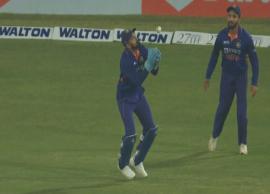 கேட்சை தவறவிட்ட ராகுல்... கோபமாக கத்திய ரோஹித் சர்மா