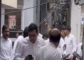 டெல்லியில் நீதிமன்ற வளாகத்தில் வக்கீல்கள் மோதலில் துப்பாக்கிச்சூடு