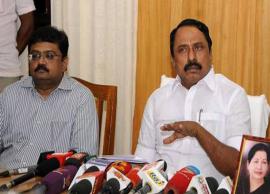 பள்ளிகள் திறப்பை விட மாணவர்களின் உயிர்தான் முக்கியம்