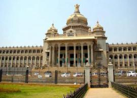 கர்நாடக தேர்தலில் இருந்து அதிமுக வேட்பாளர் வாபஸ்