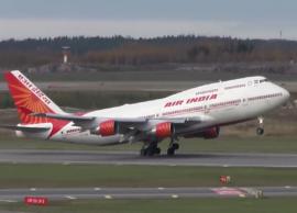 நடுவானில் பேனிக் அட்டாக்கால் விமானப்பயணி பெரும் ரகளை